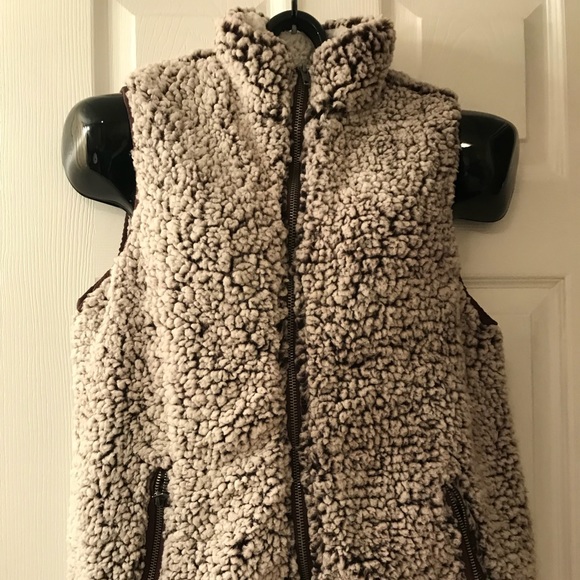 The comfiest vest you’ll ever wear! - Picture 2 of 5